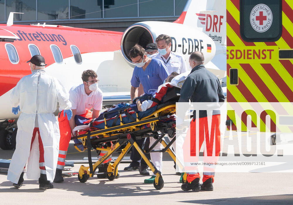 French corona patient recovers A corona patient, a 52-year-old Frenchman, who was flown from Alsace to Dresden on the afternoon of April 2, left the University Hospital this Wednesday. He was flown from Dresden Airport to his home country in a Learjet of the German Air Rescue DLR.