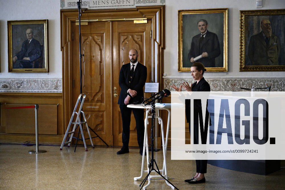 Prime Minister Mette Frederiksen S speaks to the press following a party leadership meeting on reopening in Christiansborg, Thursday, April 23, 2020 Party leaders meet on test strategy and further process ahead of phase two of reopening Denmark after covid 19 shutdowns, Copenhagen Denmark,