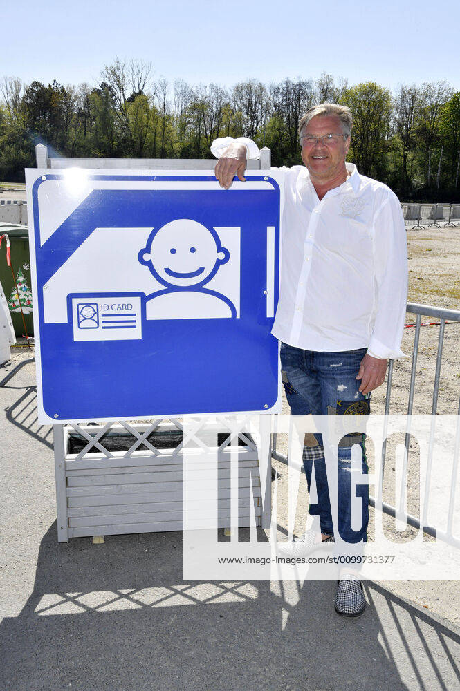 Michael Roden, 1 Chairman of the Showmens Association Berlin The central fairground at Kurt Schumacher Damm 207 becomes the first corona test station in Berlin Berlin, 23 04 2020 Foto:xF.xFuturexImage
