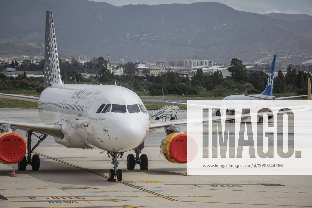 23 April 2020 (Malaga) Aircraft stationed on the runway due to the coronavirus crisis at Malaga airport waiting for trips to be activated and borders to be opened - ZUMAc161 20200423_zap_c161_019