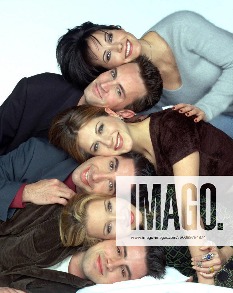 FRIENDS, (from top to bottom): Courteney Cox, Matthew Perry, Jennifer Aniston, David Schwimmer, Lisa Kudrow, Matt LeBlanc, (1997-Season 3), 1994-2004, (c)Warner Bros. Television courtesy Everett Collection Warner Bros Courtesy Everett Collection !ACHTUNG AUFNAHMEDATUM GESCHÃ„TZT! PUBLICATIONXNOTxINxCANxCHNxFRAxITAxJPNxNORxPOLxRUSxESPxUKxUSA