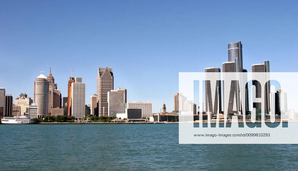 Detroit, USA view of panorama Detroit skyline from Windsor