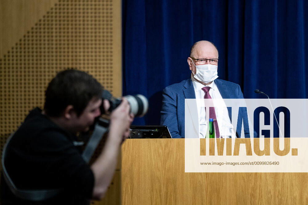 Koroonakriis. Valitsuse pressikonverents superministeeriumis. Mart Helme. Estonian government press conference on coronavirus ad ministries building. Minister of the Interior Mart Helme. Foto Mihkel Maripuu, Postimees Tallinn Harjumaa Estonia