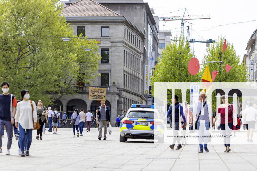 DEU, Germany, Baden Württemberg, Stuttgart, 24 04 2020 Effects of the Corona Crisis Fridays for Future, the protest of the youth against the climate policy of politics, flared up again tentatively in some places of the state capital Stuttgart