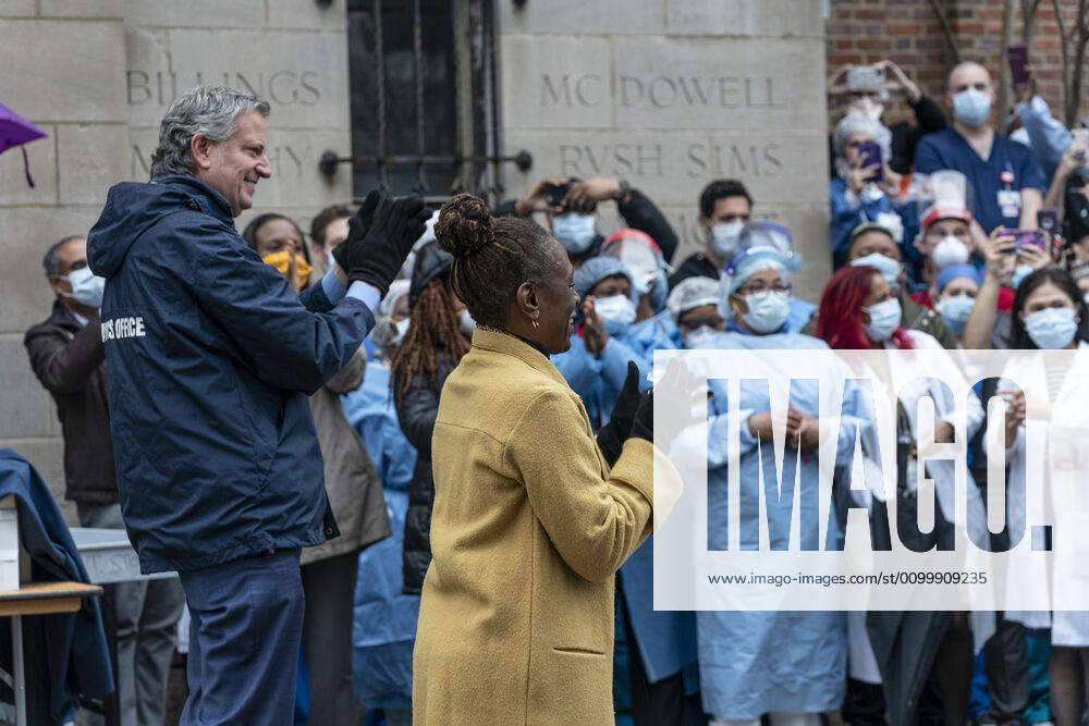 Daily life in New York amid COVID-19 pandemic Mayor Bill de Blasio and first lady Chirlane McCray thanking nurses, doctors, medical staff for their work during COVID-19 at Kings County Hospital New York New York United States
