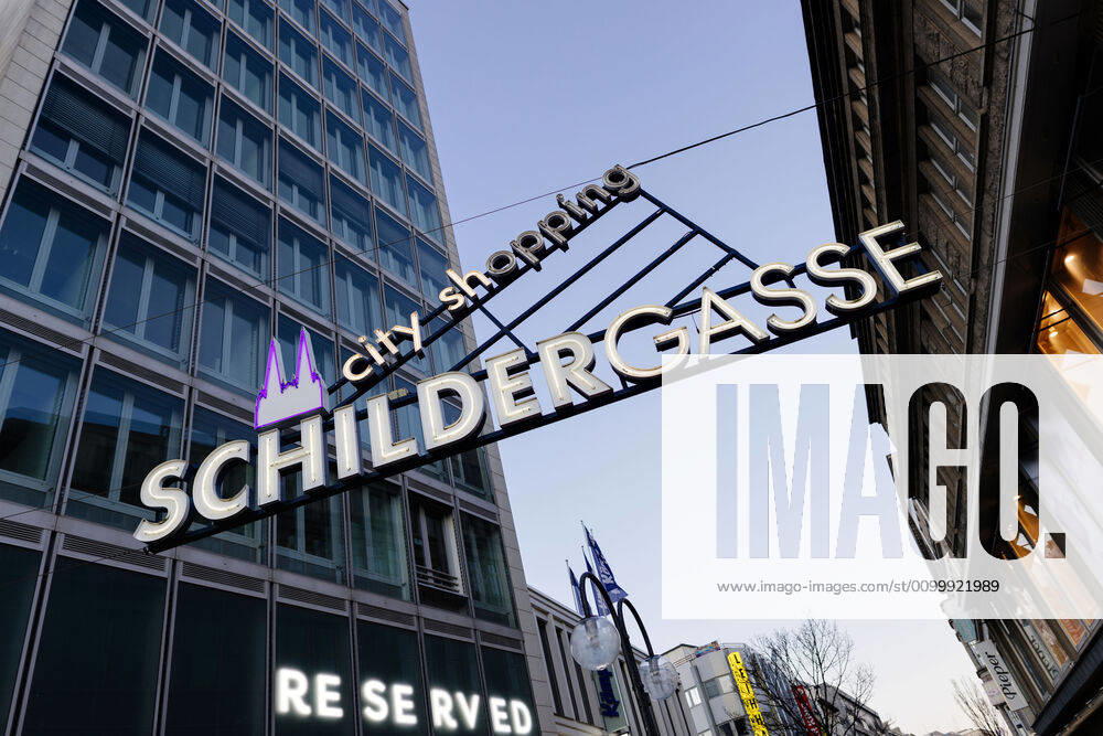 Entrance sign of Schildergasse seen from Neumarkt, which ranks among the most frequented shopping streets in Germany Cologne, 25 04 2020 Foto:xC.xFuturexImage
