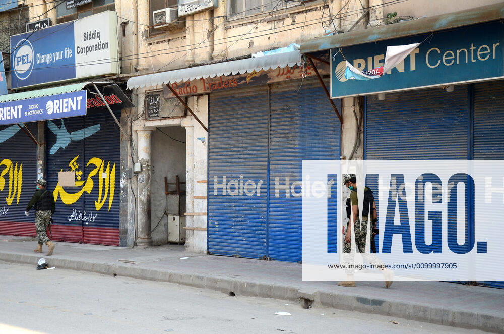 Pakistan: Police officials closing shops Police officials closing shops in the city for precautionary measures to prevent corona virus. Authorities appealed for people to avoid public gatherings to curb the spread of the corona virus and close shops until four o clock in the month of Ramadan. Peshawar Khyber Pakhtunkhwa Pakistan