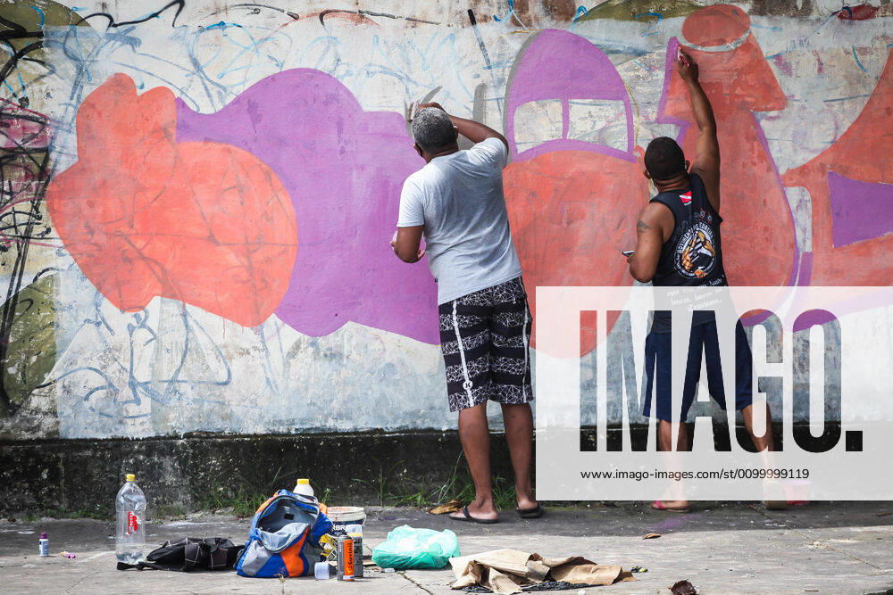 Coronavirus in Brasilien, Eindrücke aus Belem BELÉM, PA - 26.04.2020: DEFENSORIA PÚBLICA DO PARÁ ORDENA LOCKDOWN - Public Defender of the State of Pará decrees the closure of non-essential economic activities for city halls in the metropolitan region of Belém. The lockdown is requested because many commercial establishments and the population are not obeying social isolation orders to prevent the spread of coronavirus. Movement on the streets of Belém this Sunday (26) was small but the agglomerations continue. x1907294x FilipexBispo