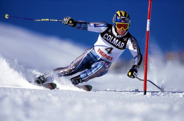 Kjetil-Andre Aamodt (Norwegen) umfährt das Tor Alpiner Skilauf Herren Saison 1999 2000: Weltcup, Welt Cup, World Cup, Ski Alpin, Skisport, Riesenslalom Einzelbild Tignes Dynamik,