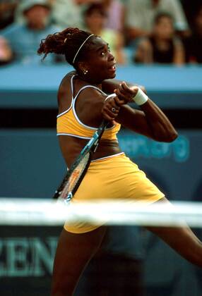 Venus Williams (USA) - beidhändige Rückhand Tennis Damen US Open 2000, Grand Slam, WTA-Tour, Hartplatz, Hardcourt, Hartplatzturnier, Hartplatztennis Einzelbild Flushing Meadow New York Dynamik,