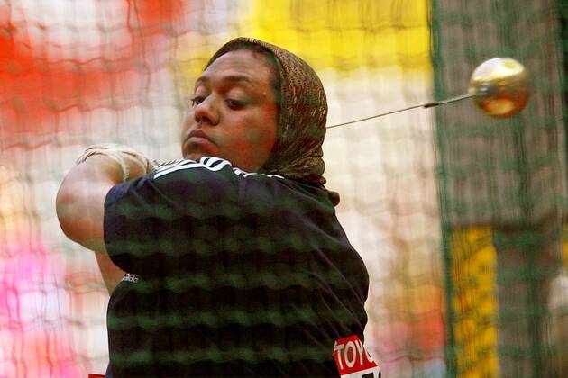 Marwa Hussein (Ägypten) Leichtathletik WM Damen Weltmeisterschaft 2003, Nationaltrikot Einzelbild Paris