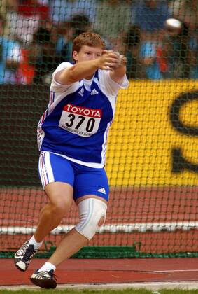 Manuela Montebrun (Frankreich) Leichtathletik WM Damen Weltmeisterschaft 2003, Nationaltrikot, Einzelbild Paris Dynamik,