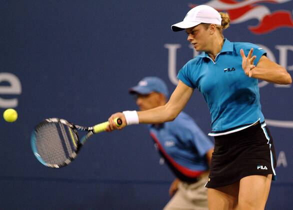 Kim Clijsters (Belgien) - Vorhand Tennis Damen US Open 2003, Grand Slam, WTA-Tour, Vdig Einzelbild Flushing Meadow, Meadows New York Dynamik,