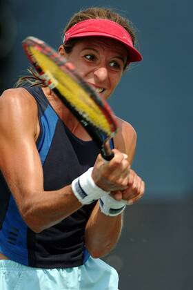 Anca Barna (Deutschland) - beidhändige Rückhand Tennis Damen US-Open 2003, WTA-Tour, Grand-Slam, Vdig Einzelbild Flushing Meadows, Meadow New York