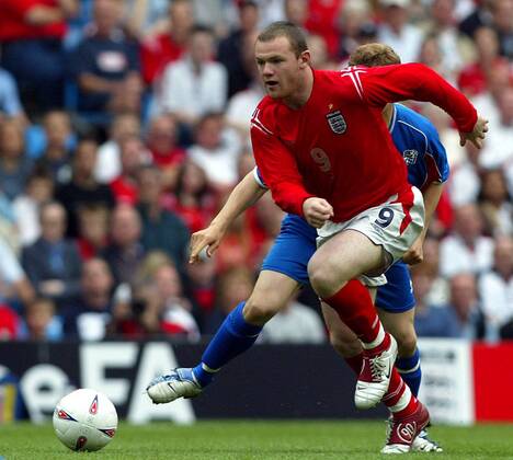 Wayne Rooney (England) - Antritt Fußball Länderspiel Herren Länderspiel 2004, Freundschaftsspiel, Test, Testspiel, Nationalmannschaft, Nationalteam, Vdig Einzelbild Manchester Dynamik,