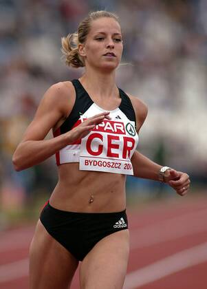 Sina Schielke (Deutschland) Leichtathletik EC 3 Damen SPAR Europapokal 2004, Europacup, Meeting, Leichtathletikmeeting, Sportfest, Vdig Einzelbild Bydgoszcz