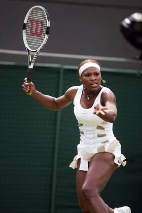 Serena Williams (USA) Tennis Damen All England Championships 2004, Grand Slam, WTA-Tour, Einzelbild Wimbledon London Dynamik,