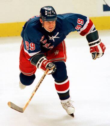 Wayne Gretzky (New York Rangers) - (Icon7400582) Eishockey Herren NHL 1998 1999, New York Rangers Einzelbild Anaheim Dynamik, EDITORIAL USE ONLY