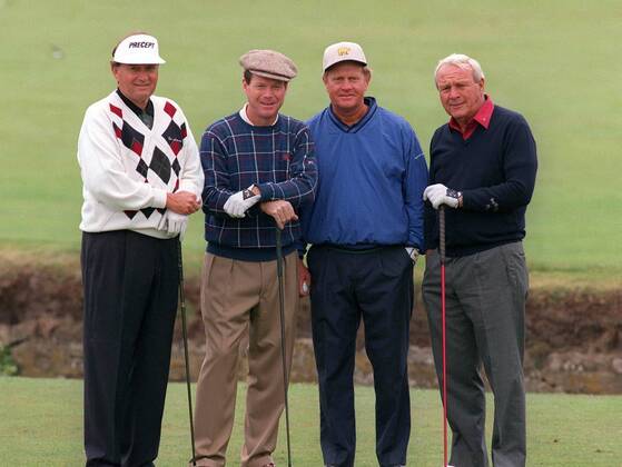 Golflegenden unter sich, v.li.: Ray Floyd, Tom Watson, Jack Nicklaus und Arnold Palmer (alle USA) Golf Herren British Open Championship 1995, PGA European Tour, TPC of Europe, Golfen, Vdia, Gruppe St. Andrews