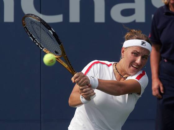 Svetlana Kuznetsova (Rußland) - beidhändige Rückhand Tennis Damen US Open 2005, Grand Slam, WTA Tour Einzelbild Flushing Meadow, Meadows New York Dynamik