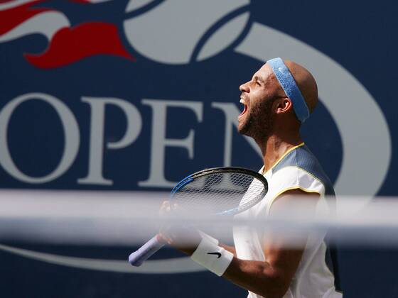 James Blake (USA) jubelt Tennis Herren US Open 2005, Grand Slam, ATP Tour, Einzelbild Flushing Meadow, Meadows New York Freude,