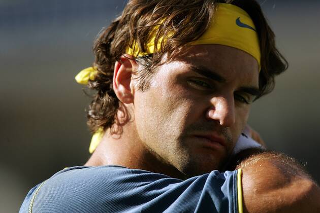 Roger Federer (Schweiz) finster Tennis Herren US Open 2005, Grand Slam, ATP Tour Porträt Flushing Meadow, Meadows New York