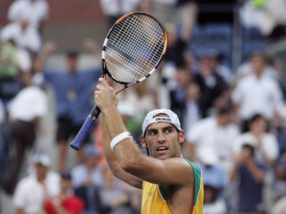 Robby Ginepri (USA) bedankt sich bei den Zuschauern Tennis Herren US Open 2005, Grand Slam, ATP Tour, , Einzelbild Flushing Meadow, Meadows New York