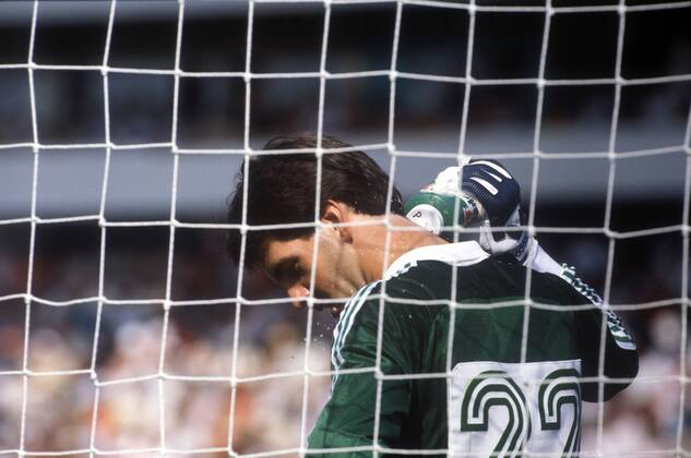 Torwart Paul Dolan (Kanada) enttäuscht Fußball WM Herren Weltmeisterschaft 1986, Nationalmannschaft, Nationalteam, Nationaltrikot, Länderspiel, Gruppe C Einzelbild Leon Enttäuschung, Nachdenklichkeit,