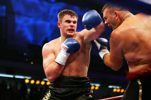 Denis Boytsov (Rußland, li.) gegen Hein van Bosch (Südafrika) Boxen Herren WBC International Championship 2006, Boxsport, Profiboxen, Schwergewicht Gruppe Düsseldorf Dynamik, Kampf,