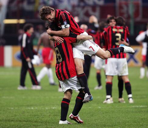 Andriy Shevchenko ((re.) und Gennaro Gattuso (beide Milan) - Schlußjubel -  Fußball EC 1 Herren Champions League 2005 2006, AC Mailand Gruppe Mailand Freude, Begeisterung,