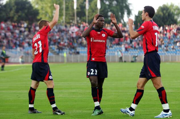 Torjubel Lille, v.re.: Nicolas Fauvergue, Kader Keita und Matthieu Chalme -  (pan15527) Fußball EC 1 Herren Champions League Qualifikation 2006 2007, OSC Lille Gruppe Lille Fußball EC 1 Herren Champions League Qualifikation 2006 2007, OSC Lille Gruppe Lille  