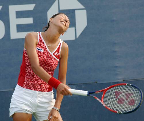 Shinobu Asagoe (Japan) hadert -  (nyp20060828108) Tennis Damen US Open 2006, WTA Tour, Grand Slam Einzelbild New York Enttäuschung, Tennis Damen US Open 2006, WTA Tour, Grand Slam Einzelbild New York Enttäuschung,