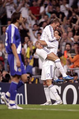 Ruud van Nistelrooy (re.) und David Beckham (beide Real Madrid) - Torjubel - Fußball EC 1 Herren Champions League 2006 2007, Real Madrid CF - Dinamo Kiev 5:1, Dynamo Gruppe Madrid Harmonie, Freude, Begeisterung, Fußball EC 1 Herren Champions League 2006 2007, Real Madrid CF - Dinamo Kiev 5:1, Dynamo Gruppe Madrid Harmonie, Freude, Begeisterung,
