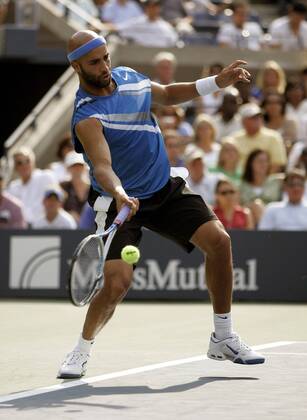 James Blake (USA) Tennis Herren US Open 2007, Grand Slam, ATP Tour Einzelbild Flushing Meadow New York, NY, N Y Dynamik, Tennis Herren US Open 2007, Grand Slam, ATP Tour Einzelbild Flushing Meadow New York, NY, N Y Dynamik,