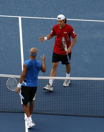 Thomas Haas (Deutschland, re.) und James Blake (USA) Tennis Herren US Open 2007, Grand Slam, ATP Tour Gruppe Flushing Meadow New York, N Y, NY Tennis Herren US Open 2007, Grand Slam, ATP Tour Gruppe Flushing Meadow New York, N Y, NY
