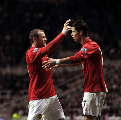 Wayne Rooney (li.) und Cristiano Ronaldo (beide Manchester United) - Torjubel - EDITORIAL USE ONLY. No use with unauthorised audio, video, data, fixture lists, club league logos or live services. Online in-match use limited to 120 images, no video emulation. No use in betting, games or single club league player publications. Fußball Herren English Premier League 2007 2008, 1. Englische Liga, Manchester United, ManU Gruppe Newcastle Freude, Fußball Herren English Premier League 2007 2008, 1. Englische Liga, Manchester United, ManU Gruppe Newcastle Freude,