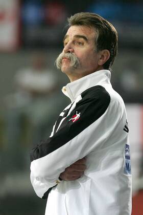 Bundestrainer Heiner Brand (Deutschland) Handball Länderspiel Herren Vier Nationen Turnier 2008, Viernationenturnier, Cup, Vierländerturnier, 4, Nationalmannschaft Einzelbild Innsbruck Handball Länderspiel Herren Vier Nationen Turnier 2008, Viernationenturnier, Cup, Vierländerturnier, 4, Nationalmannschaft Einzelbild Innsbruck
