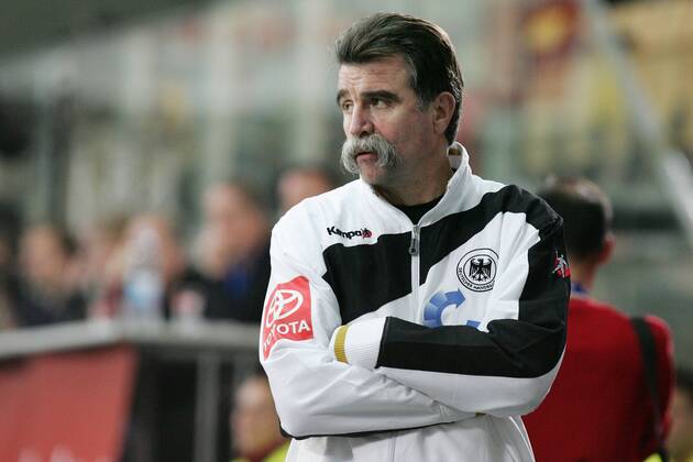 Bundestrainer Heiner Brand (Deutschland) Handball Länderspiel Herren Vier Nationen Turnier 2008, Viernationenturnier, Cup, Vierländerturnier, 4, Nationalmannschaft Einzelbild Innsbruck Handball Länderspiel Herren Vier Nationen Turnier 2008, Viernationenturnier, Cup, Vierländerturnier, 4, Nationalmannschaft Einzelbild Innsbruck