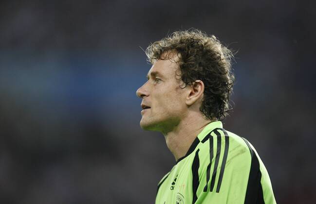 Torwart Jens Lehmann (Deutschland) Fußball EM Herren Euro 2008, Länderspiel, Nationalteam, Nationaltrikot, Finale, Einzelbild Wien Nachdenklichkeit,
