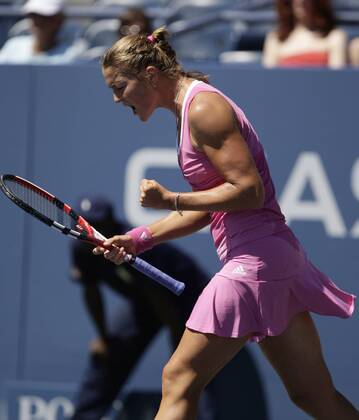 Dinara Safina (Russland) - Jubel Tennis Damen US Open 2008, Grand Slam, WTA Tour Einzelbild Flushing Meadows New York, NY, N Y Freude,