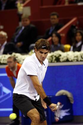Roger Federer (Schweiz) - Tennis Herren Masters Series 2008, ATP Tour Einzelbild Madrid Dynamik,