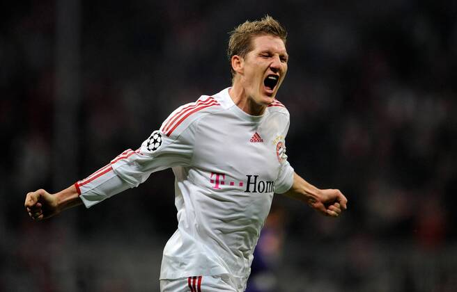 Bastian Schweinsteiger (Bayern) - Torjubel - Fußball EC 1 Herren Champions League 2008 2009, FC Bayern München Einzelbild München Freude, Begeisterung,