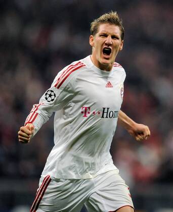 Bastian Schweinsteiger (Bayern) - Torjubel - Fußball EC 1 Herren Champions League 2008 2009, FC Bayern München Einzelbild München Freude, Begeisterung,