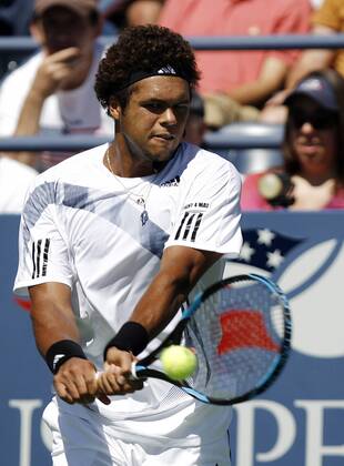 Jo-Wilfried Tsonga hits a backhand  NYP20090901116