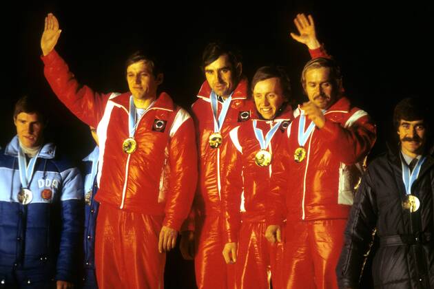 4x7,5km Staffel UdSSR mit Vladimir Alikin, Aleksander Tikhonov, Vladimir Barnashov und Anatoli Alyabyev, Olympiasieger 1980 in Lake Placid Biathlon OS Winter Herren Olympische Spiele 1980, Winterspiele Gruppe Lake Placid Freude,