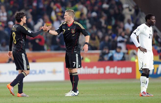 June 23, 2010 - Johannesburg, South Africa - Mesut Oezil (L) of Germany celebrates after scoring with Bastian Schweinsteiger during the 2010 FIFA World Cup soccer match between Ghana and Germany at Soccer City Stadium on June 23, 2010 in Johannesburg, South Africa. - ZUMAgh1 o0 Jubel, Freude