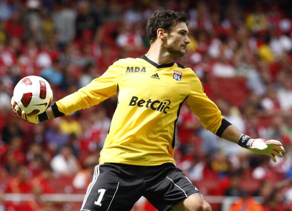 Football - Emirates Cup - AC Milan v Olympique Lyonnais Hugo Lloris of Lyon at Emirates Stadium