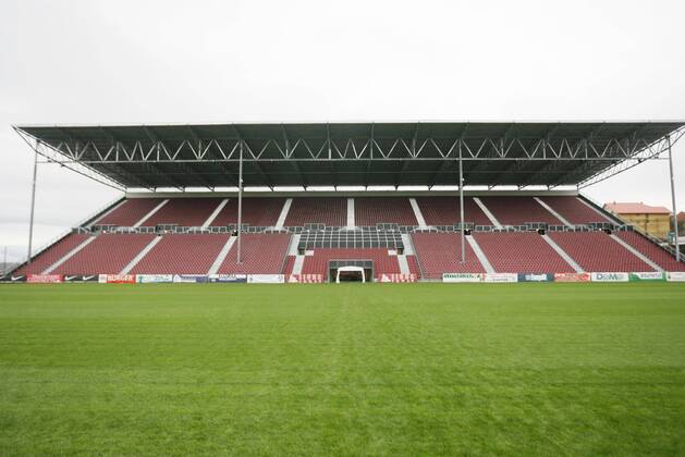 Dr. Constantin Radulescu Stadion - CFR Cluj o0 Leere
