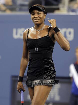 Venus Williams of the USA reacts after match point  NYP20100830121 o0 Jubel, Freude