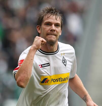 Fussball, 1.BL Saison 2010 2011 Spieltag 7, Borussia Mönchengladbach Gladbach (weiß) - VfL Wolfsburg (blau), 02.10.2010, Borussia Park, Mönchengladbach THorben Marx, o0 Jubel, Freude,